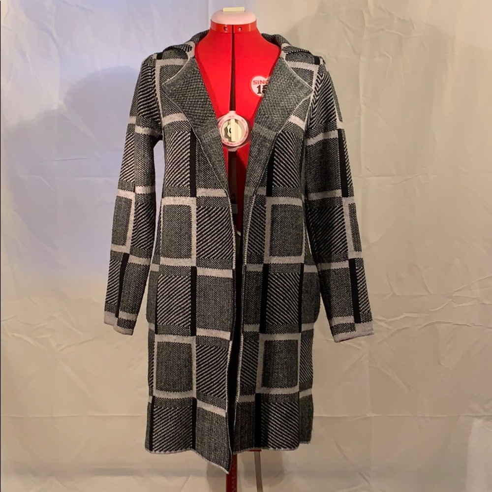 Woman’s Belldini Nit Jacket